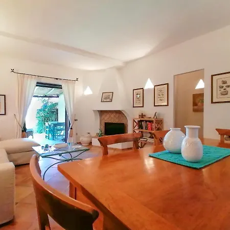Feriehus Alba Ruja Apartment