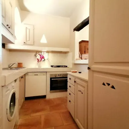 Prázdninový dům Alba Ruja Apartment 2