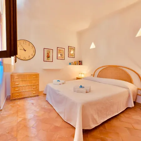 Prázdninový dům Alba Ruja Apartment 2